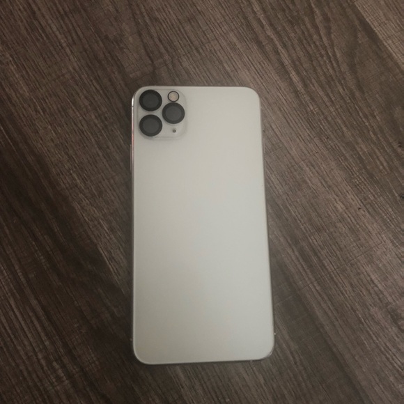 🍏 Apple 🍎 iPhone 11 📲 pro max 64GB - Picture 3 of 6
